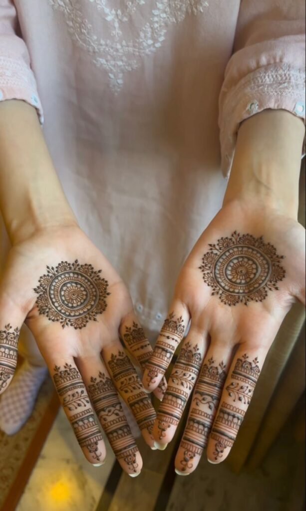 circular henna designs